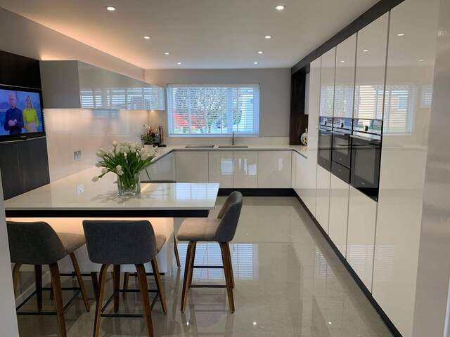 top-modular-kitchen-designs-dealers-manufacturers-in-delhi-gurgaon